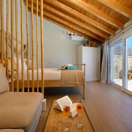 Sea&Cliff Luxury Suites By Corfuescapes Benitses  Extérieur photo